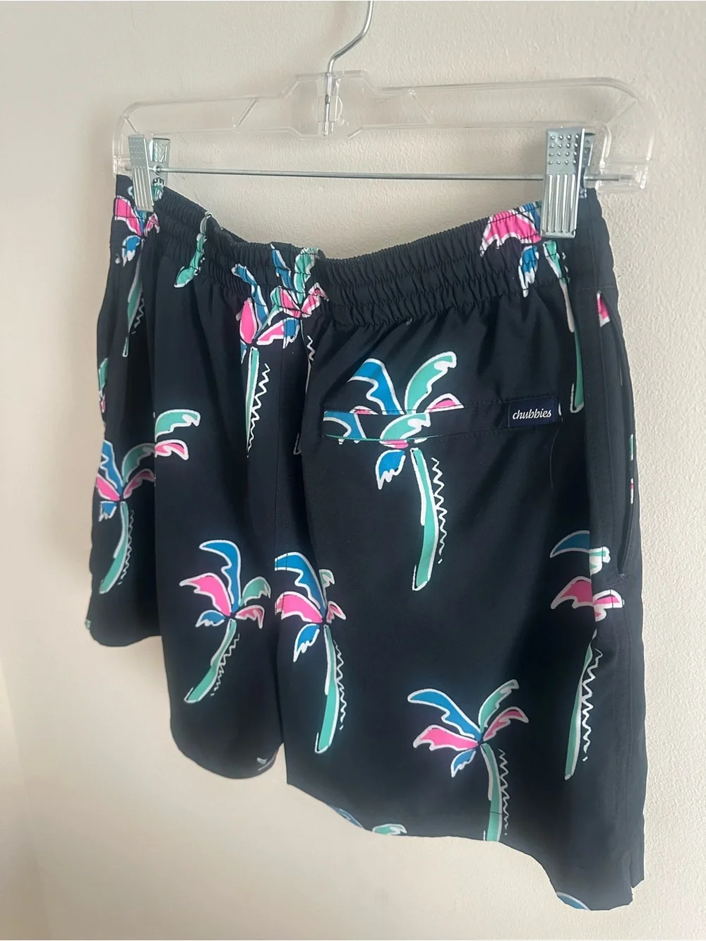 Chubbies Havana nights swim trunks size medium black palms